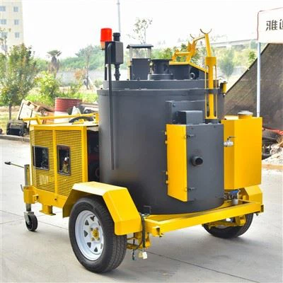 Aszfalt újrahasznosító és karbantartó jármű 2000L