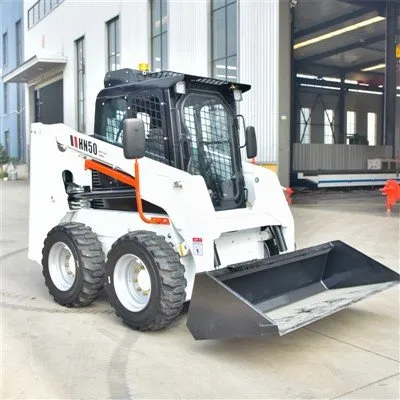 Kerekes csúszókormányos rakodó